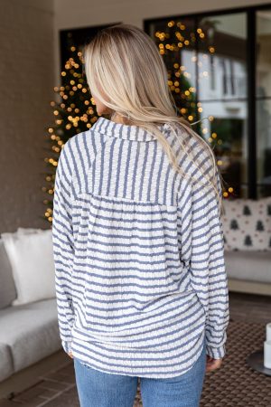 Lightweight Morning Latte Striped Top – DU Deal